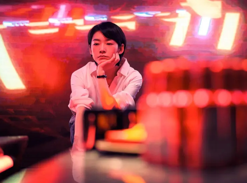 |《盛装》现实与理想交织，女人间的邂逅，是职场斗争还是爱情战场