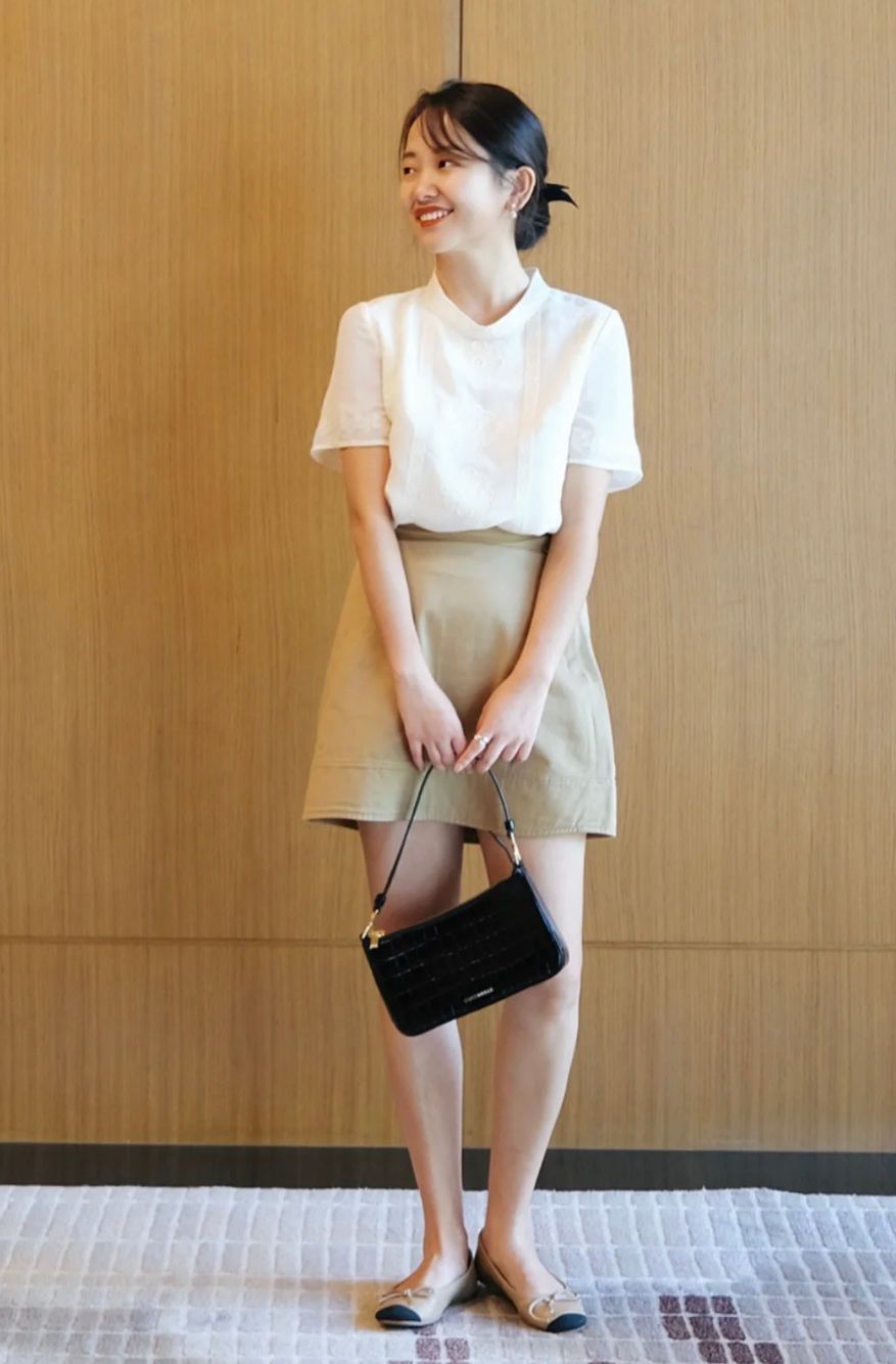 看到把粉丝都熬老的王心凌才发现:中年女人穿短裙,其实也挺好看