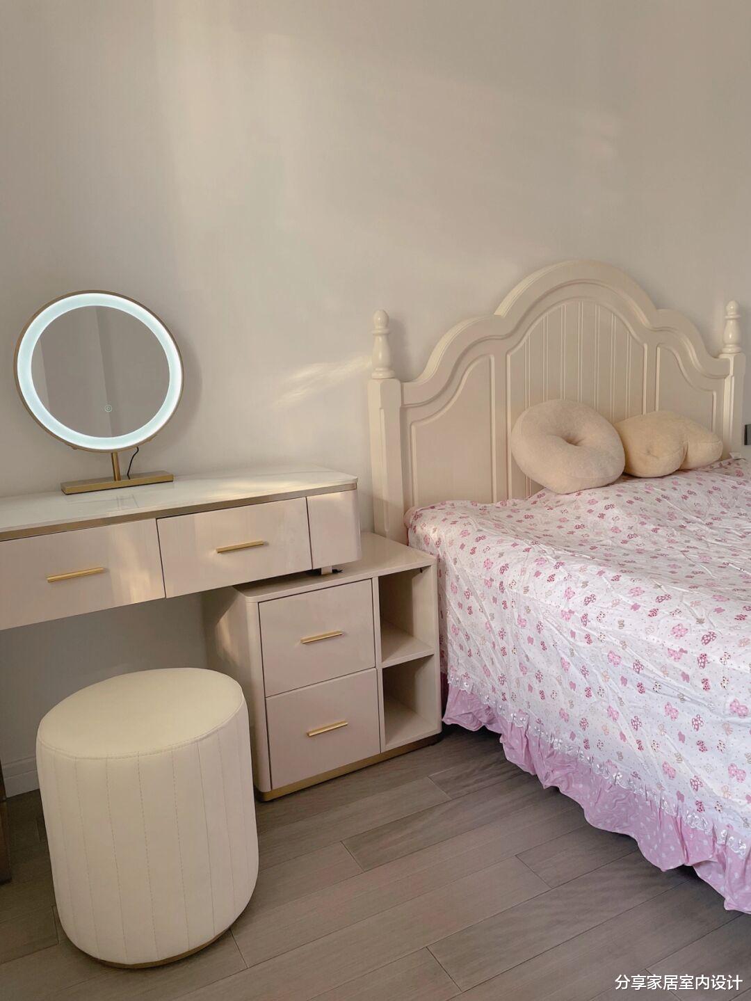 等我家装修了，学她家新房子，不豪华很舒适，很有生活气息！