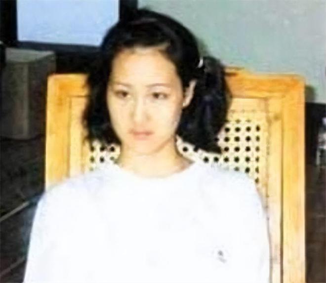 1998年,白宝山被枪决,情人谢宗芬坐牢12年!