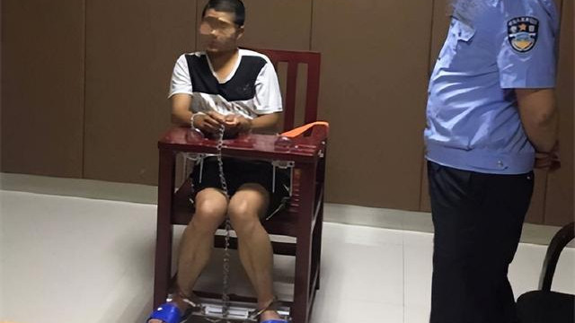 2020年，90后逃犯姚常凤被押刑场执行死刑，母亲：没生过这个畜生