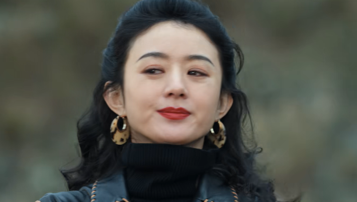 赵丽颖|风吹半夏：赵丽颖打破畸形审美，大脸盘法令纹又怎样，美人不该被标准化