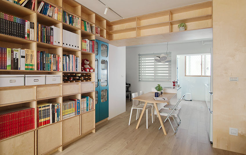 经过大半年的装修,80平米的小家终于搞定了,电视墙收纳最为丰富