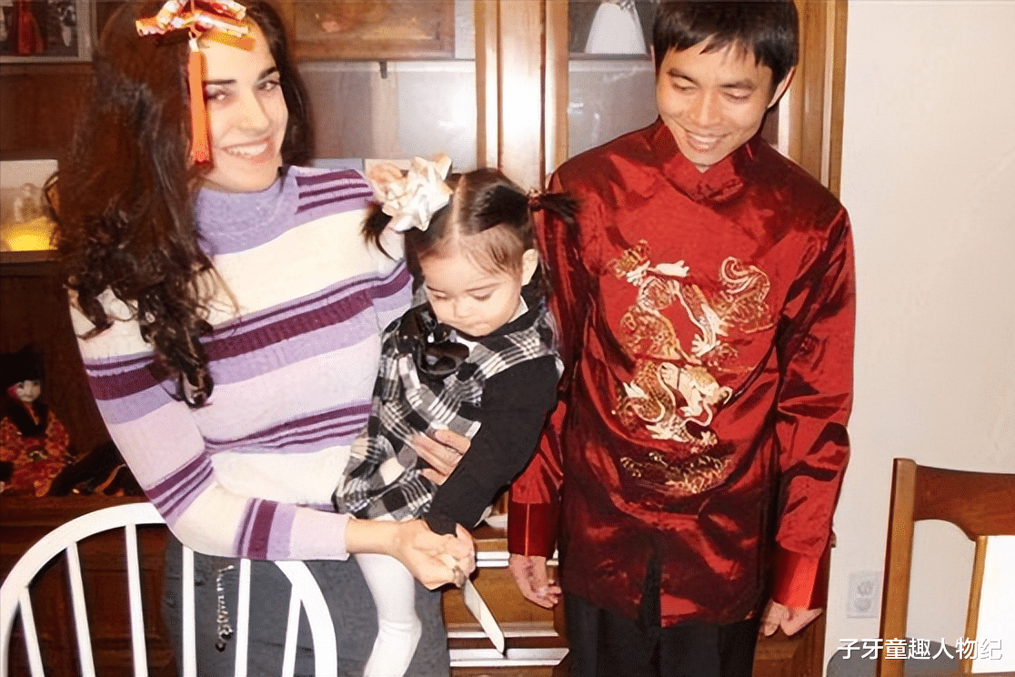 2008年,河南保安娶26岁美国女硕士,生下混血宝宝,如今怎样了?