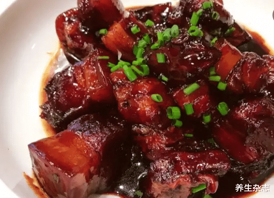 急救|夏天多吃番茄可以养肝？医生提醒：若想养肝护肝，远离这3种美食