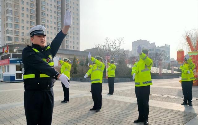 大学生|听起来像公务员，但这4个岗位其实都是“临时工”，报考还需谨慎