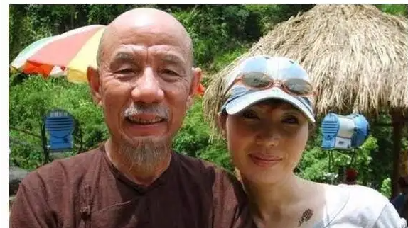 魏宗万|魏宗万:被导演跪求拍戏,一生不拍广告,娶大6岁妻子是我的骄傲