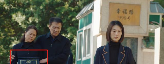 师父|95后女孩帮遗体化妆塞舌头,被骂真晦气?国人禁忌题材要怎么拍