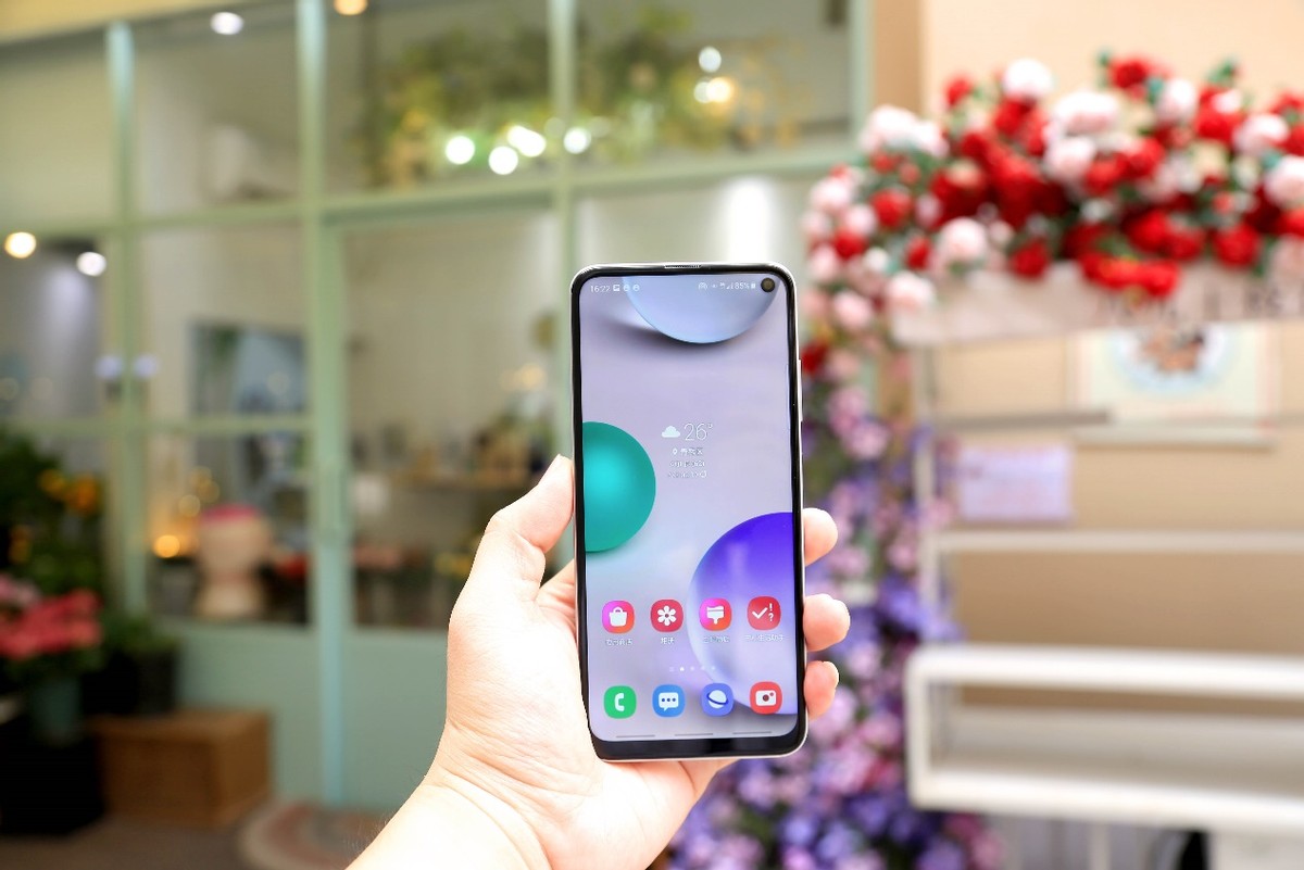 三星|三星GalaxyF525G测评:屏幕高端性能优越