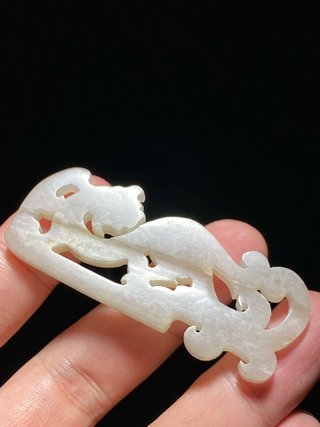 和田玉籽料|明以前 熟坑 和田玉籽料 白玉 螭龙珮
