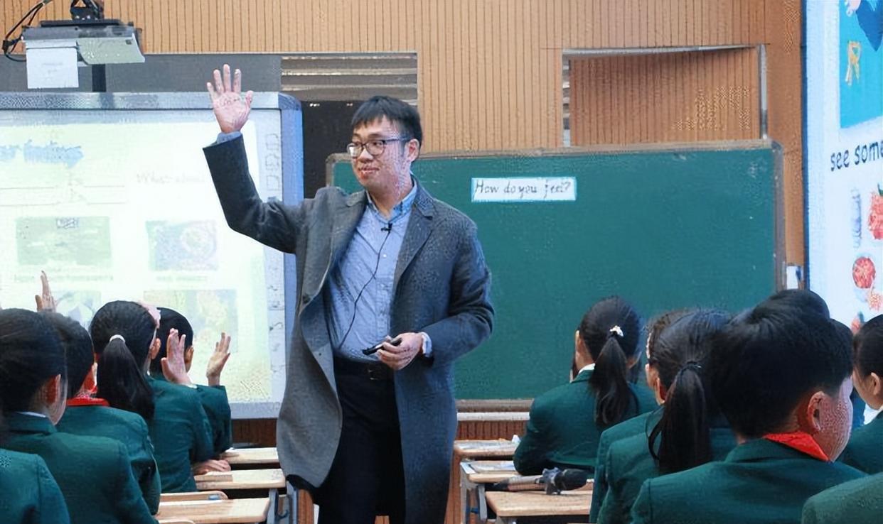 怪，城里老师逆向调动回到农村！惊问为什么，他给了四点理由