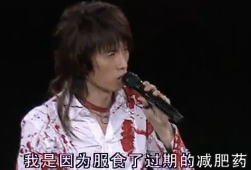 黄子华|他是比肩周星驰的喜剧大师,却在30岁那年,退出了娱乐圈