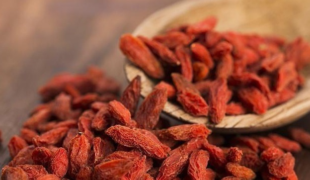 痛经|枸杞碰上“它”,或许成为“癌细胞”的兴奋剂,可惜很多人不清楚