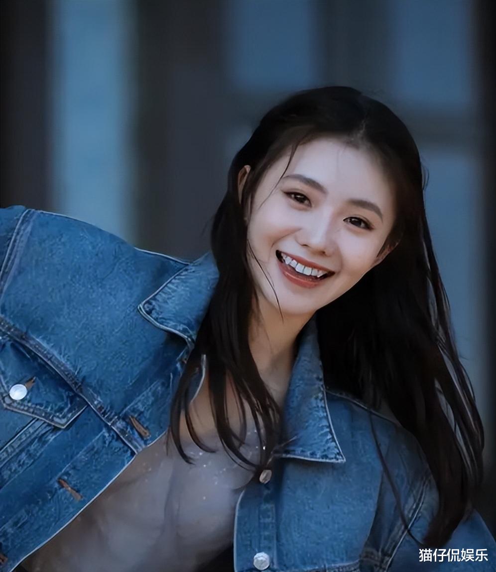 刘浩存|网友：还没成下个周冬雨，先当上了baby，刘浩存：为啥都怪我