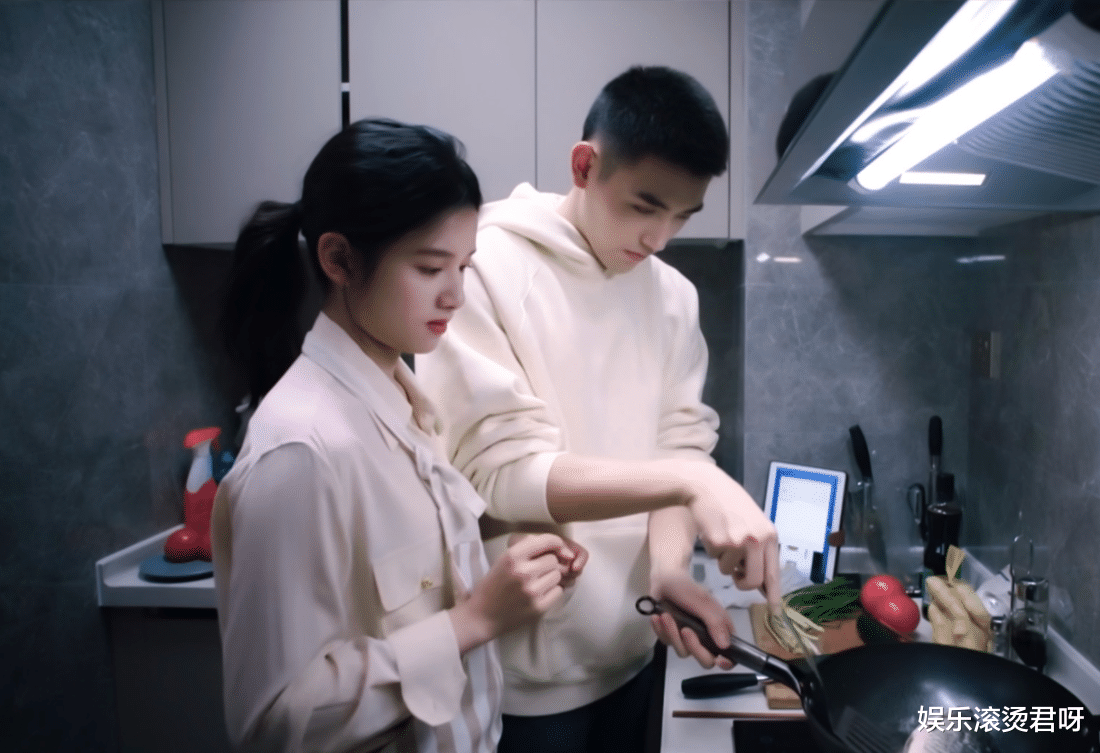 点燃我|《点燃我温暖你》：陈飞宇张婧仪的颜值，才是国产偶像剧的正确打开方式