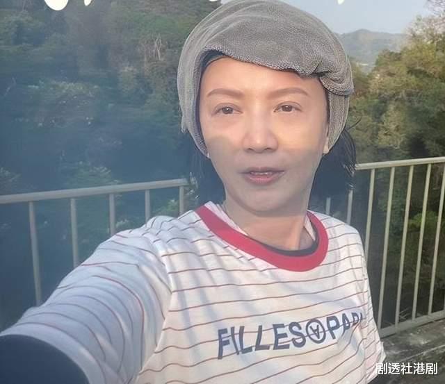 香港|香港知名女星疑陷经济困难！晒照主动求工作，自觉还有几分姿色