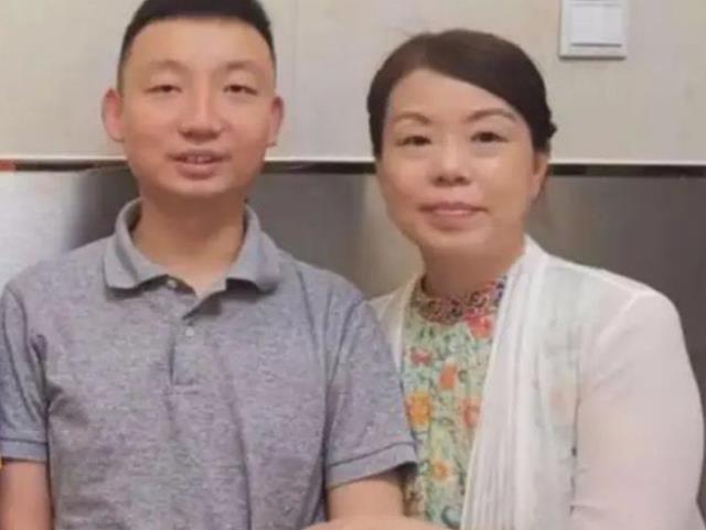老杜:许敏向小熊追责,不敢去姚策坟前说话了?网友:先还房子