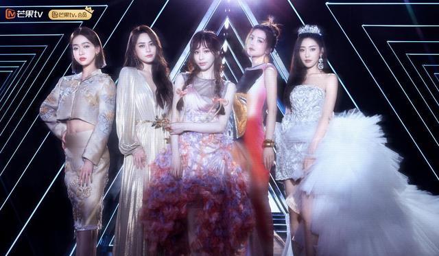 不要让综艺的套路和模板毁掉王心凌!面对争议,她比观众还要意外