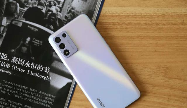 realme|realme亮利刃！驍龍芯+6000mAh+144Hz，是心動的信號