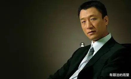 孙红雷|两个人都演过“黑帮老大”，一个走上人生巅峰，一个落魄做路人