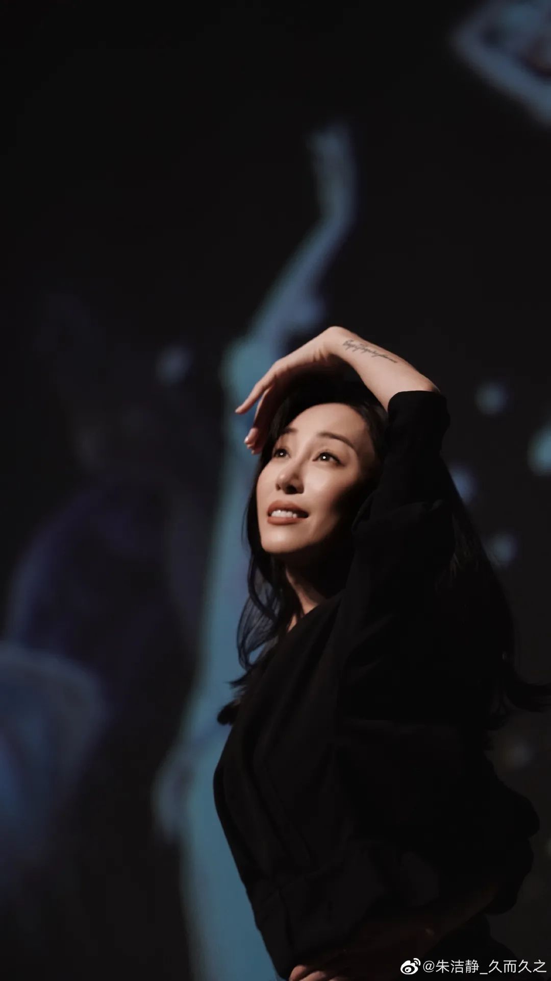 穿衣搭配|又一个国家队顶流杀进娱乐圈，我一点也不意外