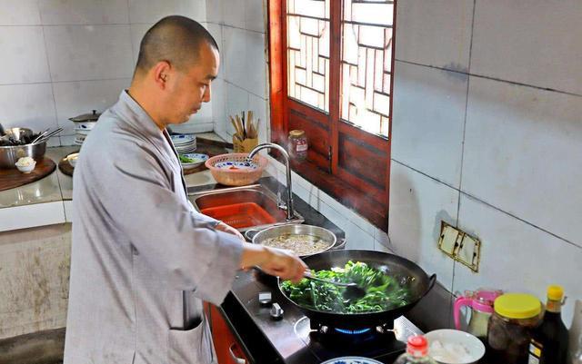 法华寺|湖州法华寺万元月薪招聘资料员,佛门净地早已不清净