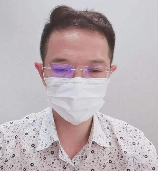 “偷换论”违规？老杜迎来好消息，李圣律师被起诉后处境被动