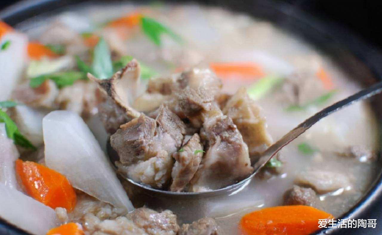 冬至到,有钱没钱,记得“吃2肉,喝2汤,忌2味”,强免疫安过冬