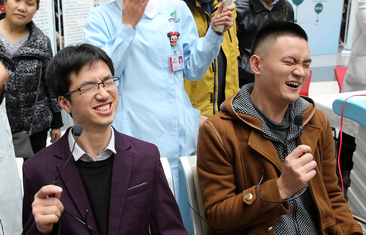 年终奖|我跟老板创业3年领1000奖金，别的同事领8千，辞职后被喊去办公室