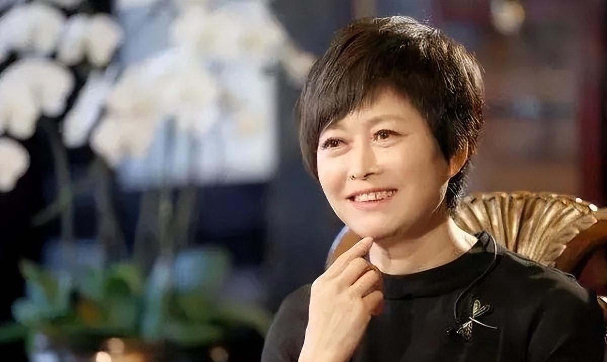 水均益|水均益女儿水亦诗：为父母离异落泪，如今将继母杨迪当闺蜜