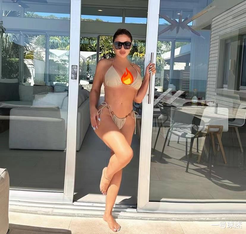 科勒·卡戴珊|穿泳装开豪车,皮蓬前妻享受海岛风光,事业红火,和卡戴珊姐妹PK