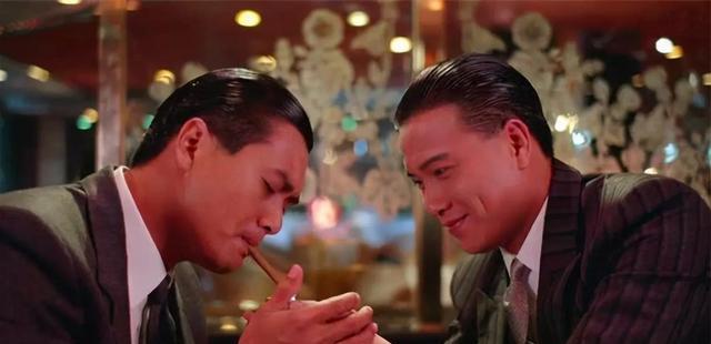 万梓良|64岁万梓良晒出隔离近照，吃两片糊面包坦言“奢华”，遭网友吐槽