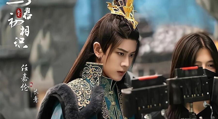 关晓彤|《周生如故》后,“辰时夫妇”再启新作,陈都灵、邓为强势加盟