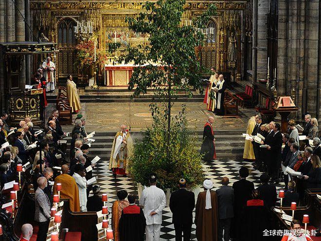 白金汉宫|查理三世加冕典礼有多豪，庆祝活动将持续三天，邀请国际巨星表演