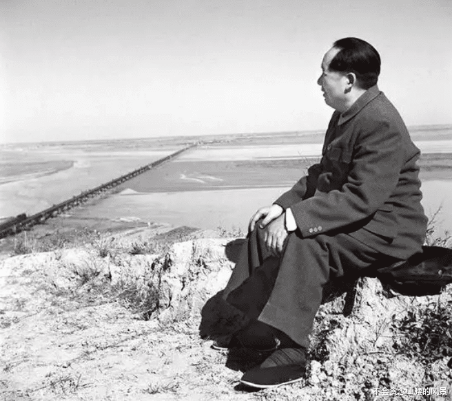 古月|悲伤的古月:从小父母双亡,意外逝世后,子女与老婆对簿公堂