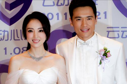 董璇|董璇:疑换钱为前夫作保?离婚后经常外出旅游,自认二婚难择偶