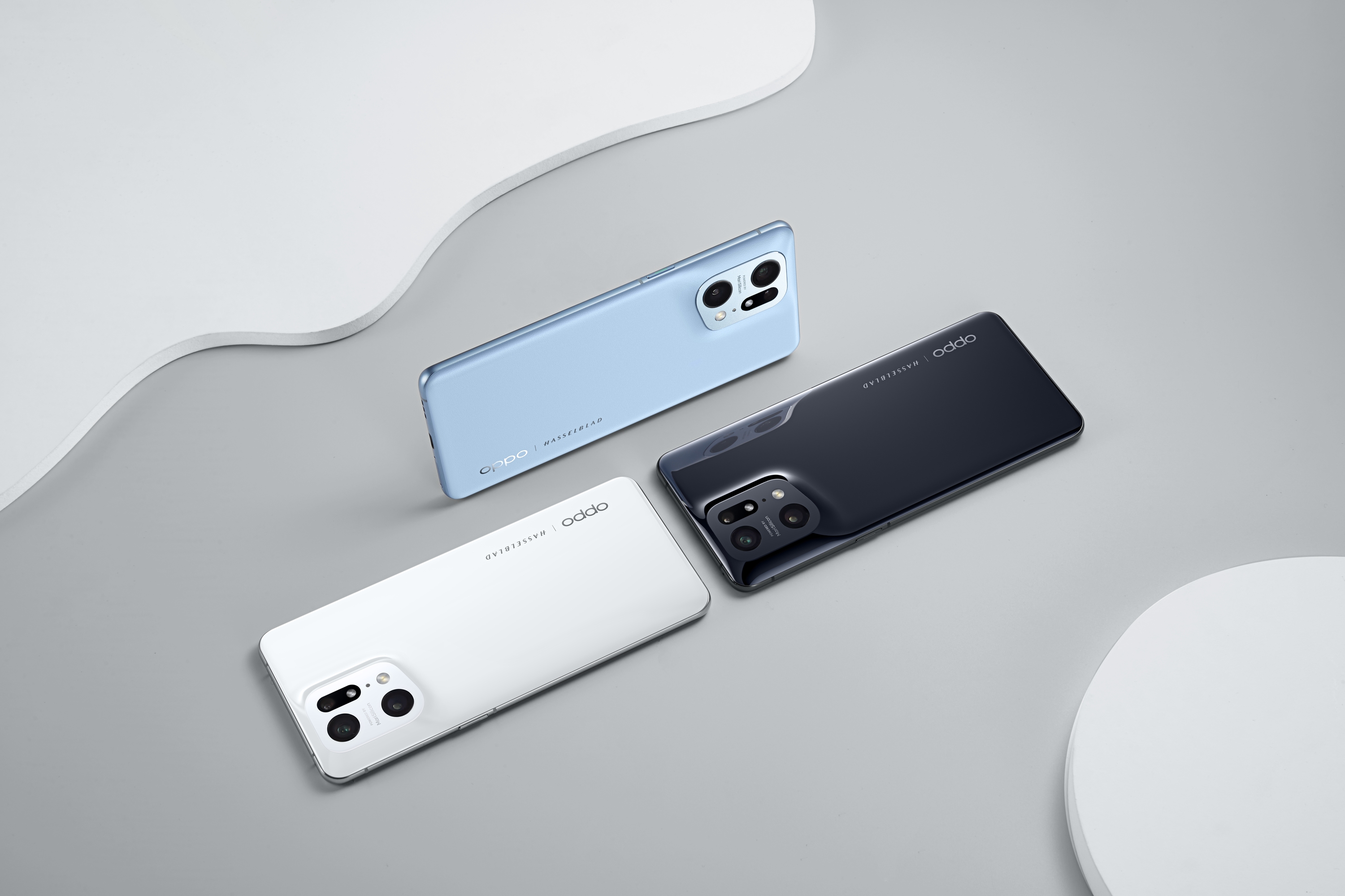 小米科技|Find X5 Pro三色图赏：陶瓷温润、素皮轻盈，颜值喜人