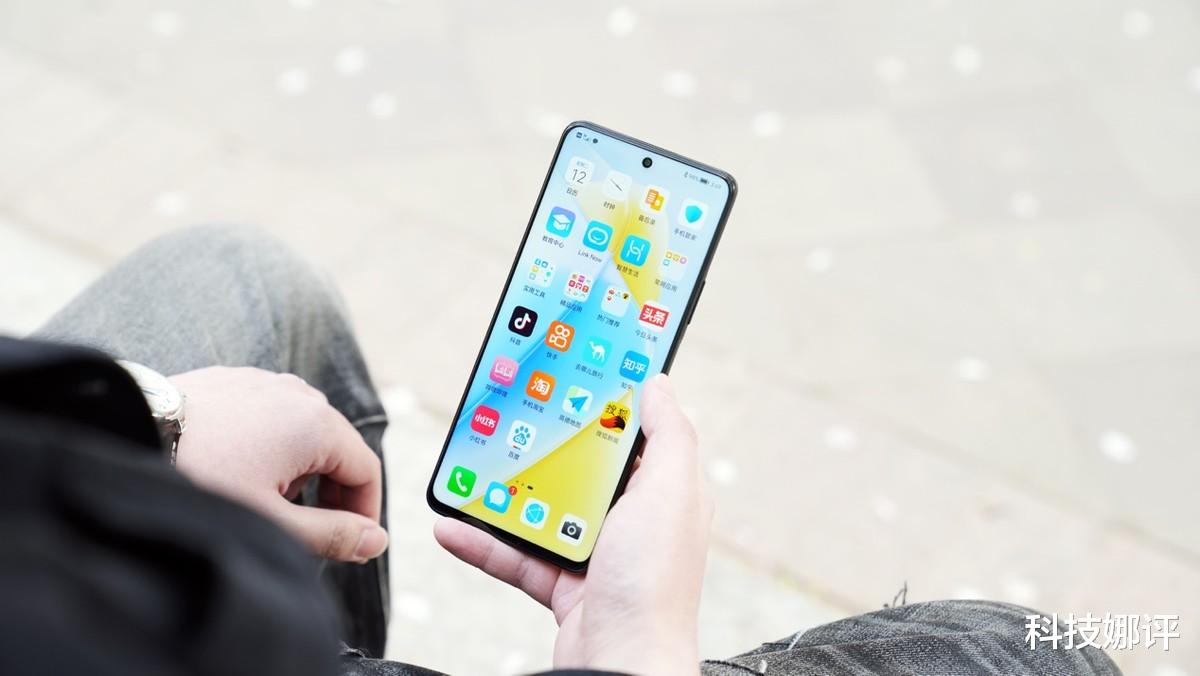 大屏|Hi nova 9 SE上手：66W疾速快充，碎片时间也可满血复活