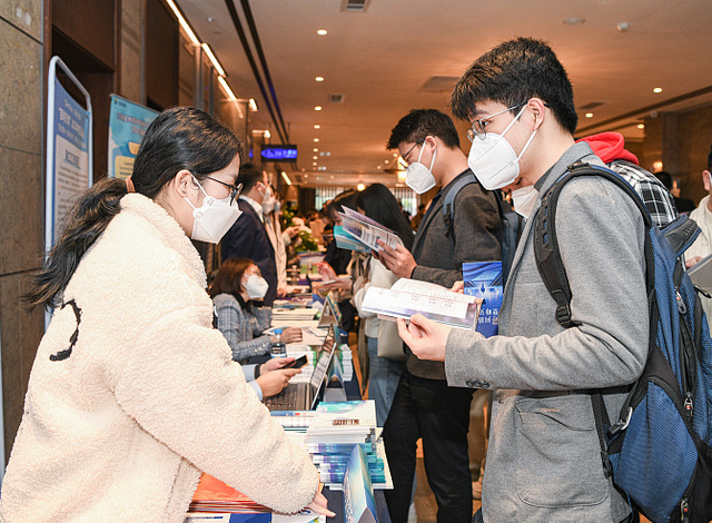 招聘|节后将迎来招聘高峰,牢记这些小窍门,毕业生离好工作也不远了