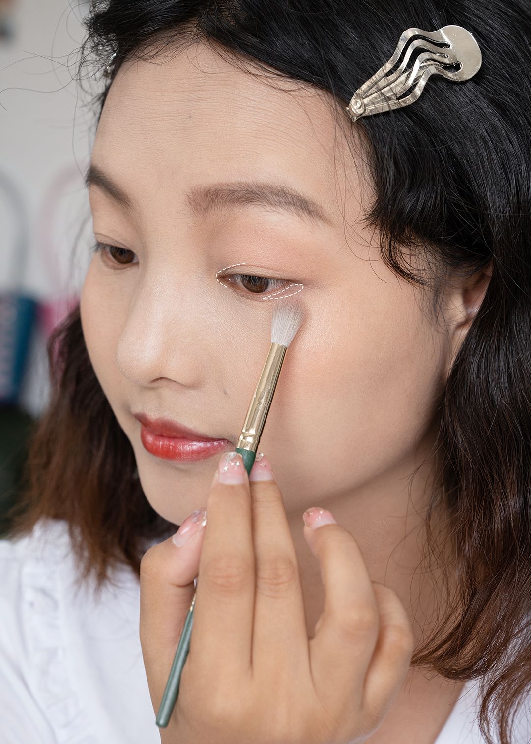 画了个超级「放大双眼」的妆,分享给你们~