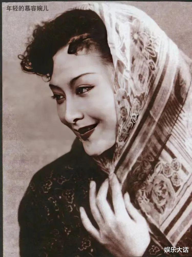 海清|表面是演员，实际个个出身名门的4位明星，他们的家世藏得可真深