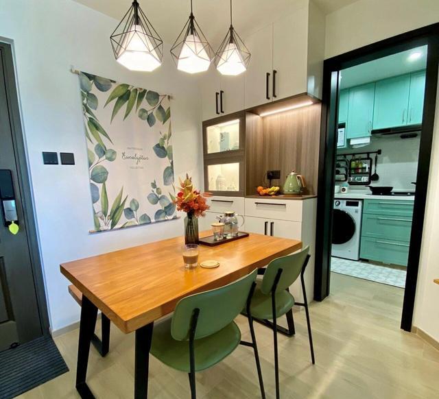 33岁香港小伙,花47万“穷装”翻新48“老破小”,网友:真的服