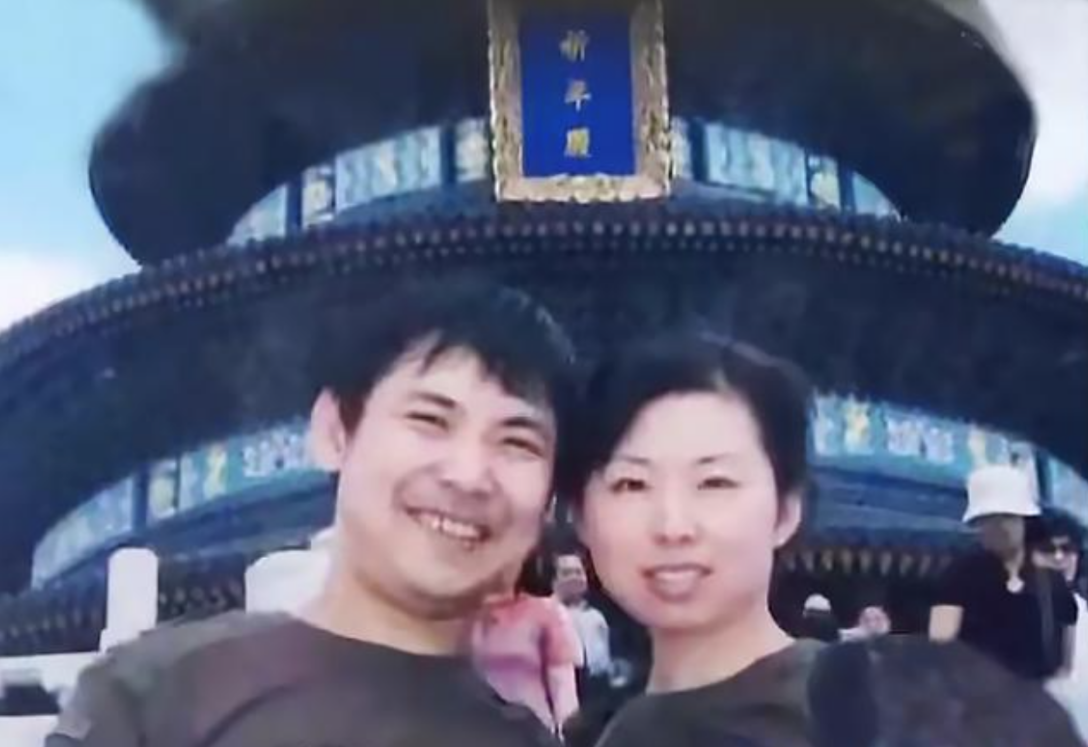 泉水叮咚响|《泉水叮咚响》卞小贞：辉煌背后的泪水与坎坷，脑瘫儿子是我的骄傲