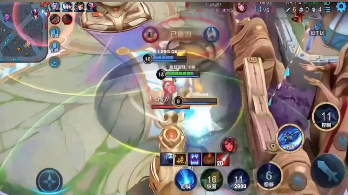 国服|五职业撞车国服通天代,两个差距让小代无力反抗,感觉像在打人机