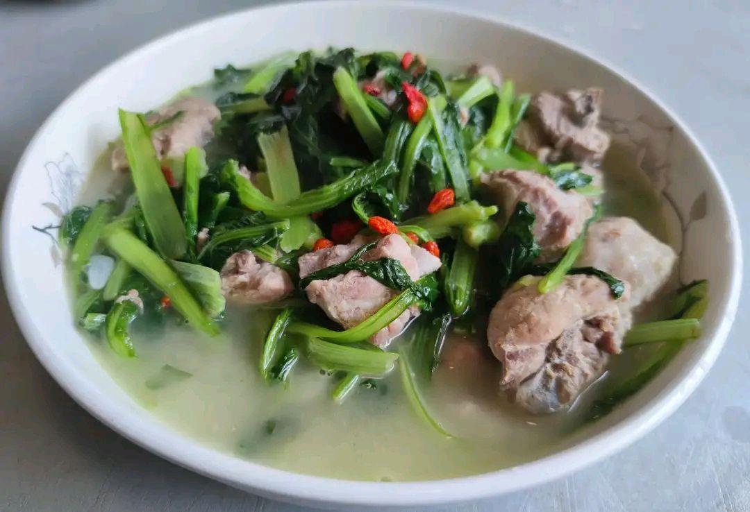 肝脏“最喜欢”的5种食材，睡眠不好可多吃，护肝下火，舒服过冬