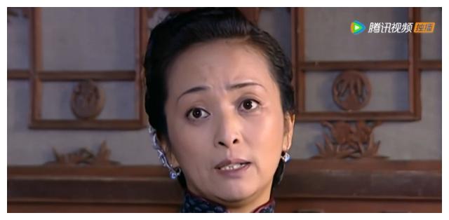 大宅门|《大宅门》：为了钱害死亲姐和亲弟弟，她的人生也是一言难尽啊