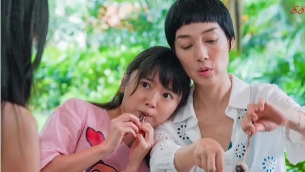 林敏骢|又有港剧可以追了，刚开播就飙上热搜，剧情好笑又接地气