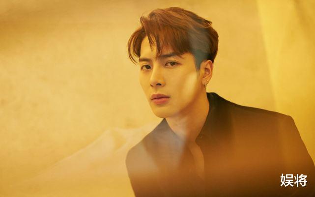 刘亦菲|娱乐圈“名人榜”揭晓，杨幂排在贾玲后面，第一名才22岁