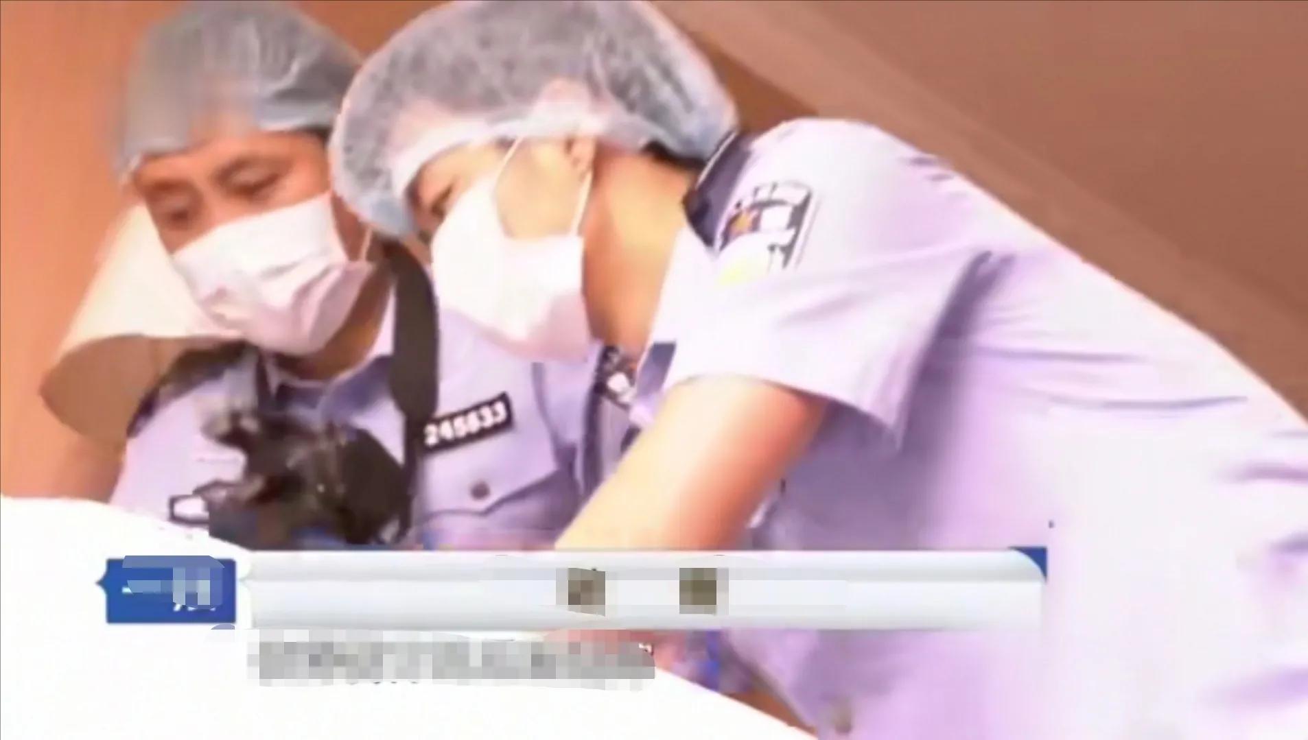 包工头出轨艳妇,被儿子提刀追砍,网友:自作自受