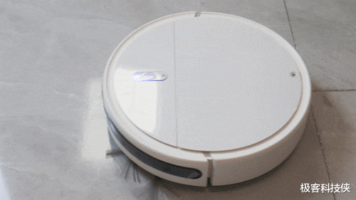 家庭清洁必备神器，浦瑞克N8Plus扫地机器人值得拥有